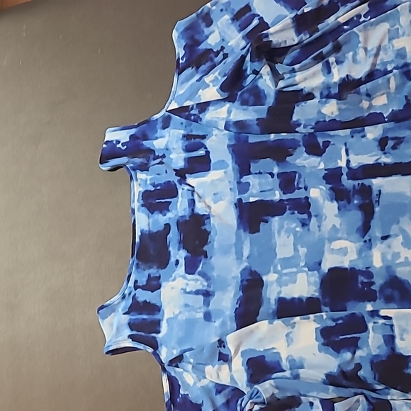 Susan Graver cold shoulder 3/4 sleeve blue print dress - Picture 3 of 3